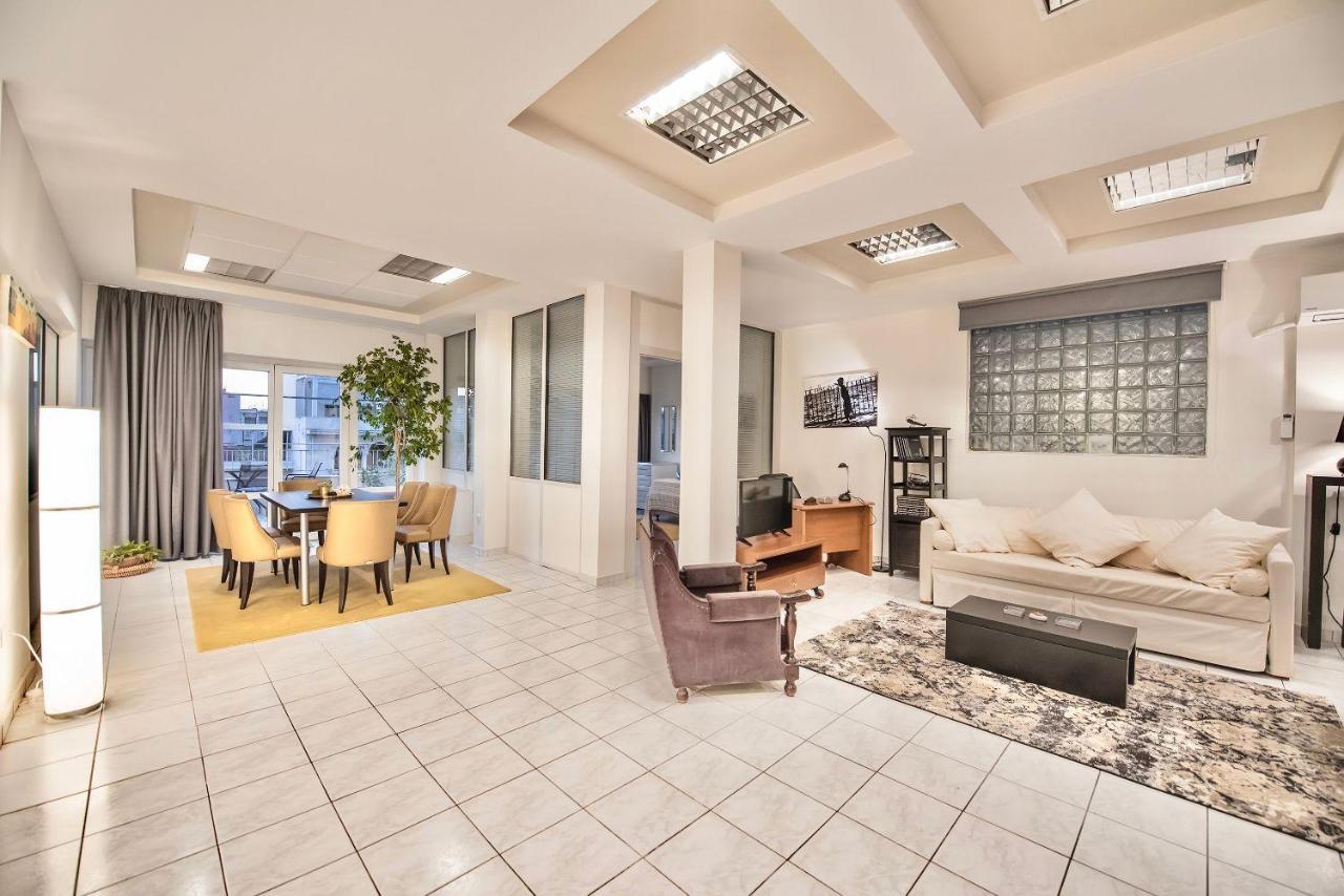 #icarus Penthouse By Halu!